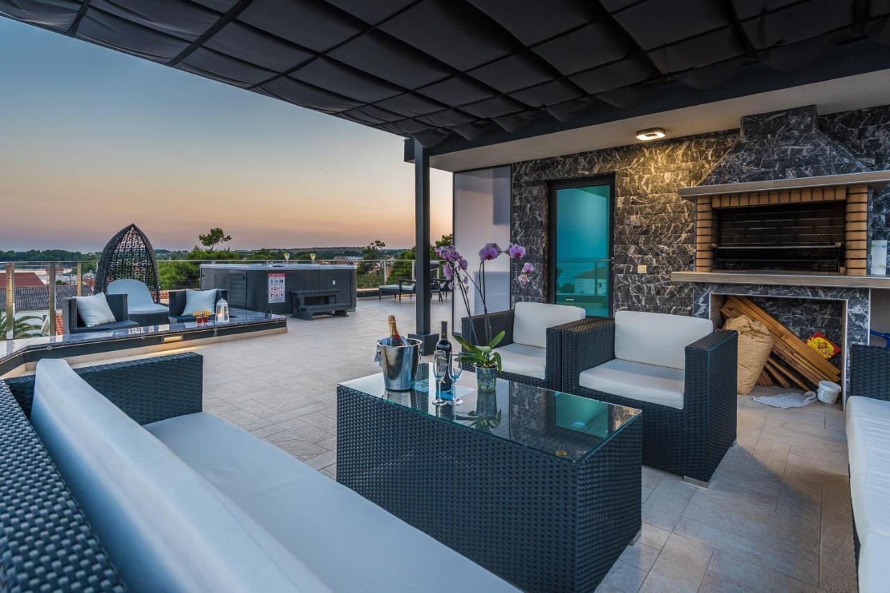ויר Luxury Apartments Vilamaloca מראה חיצוני תמונה